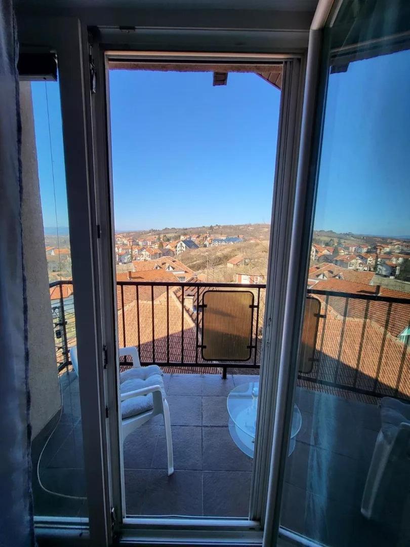 Appartement Ema Lux - Zgrada Panorama à Sokobanja Extérieur photo